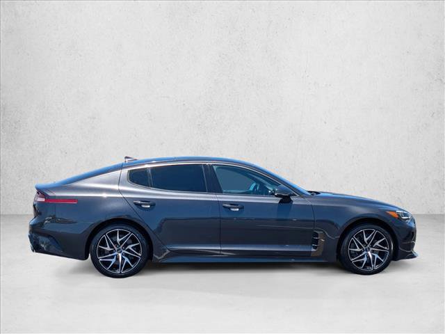 Used 2022 Kia Stinger GT-Line w/ Sun & Sound Package RWD image 4
