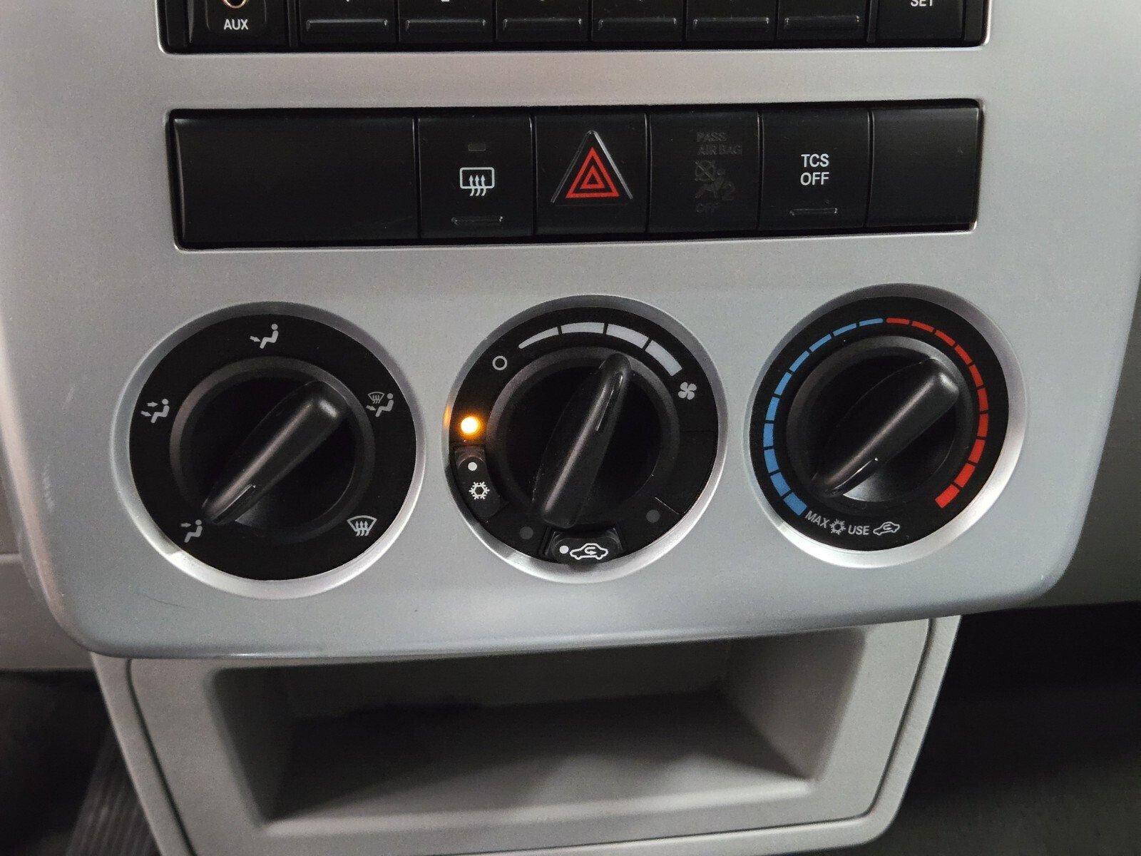 Used 2010 Chrysler PT Cruiser FWD image 17