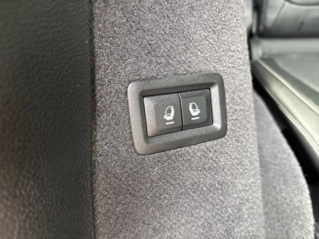 Used 2022 Jeep Grand Cherokee L Overland w/ Luxury Tech Group IV AWD/4WD image 66