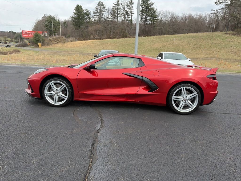 Used 2024 Chevrolet Corvette Stingray Premium Conv w/ Z51 Performance Package image 4