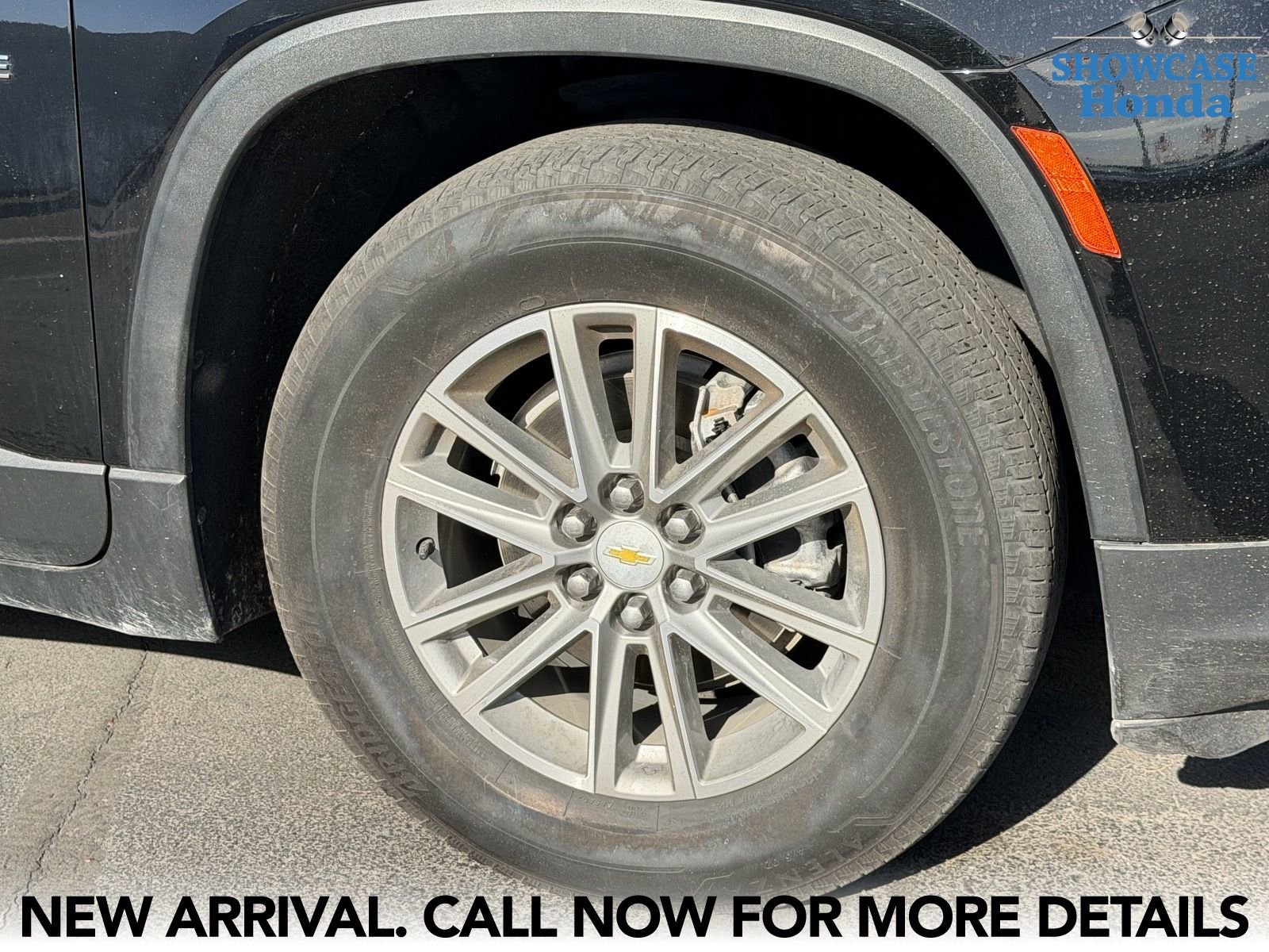 Used 2022 Chevrolet Traverse LT FWD image 7