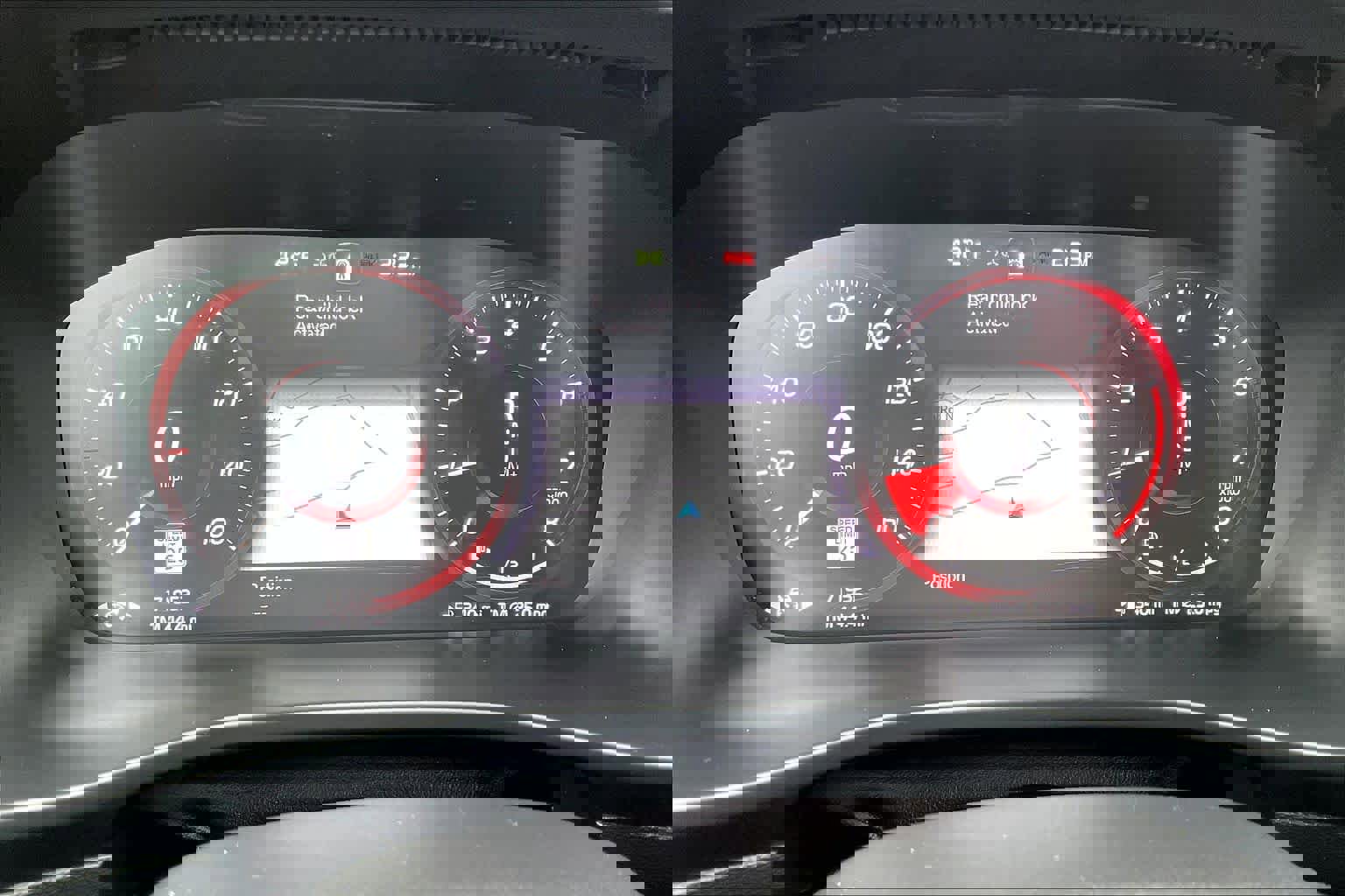 Used 2021 Volvo XC40 T5 R-Design w/ Advanced Package image 27