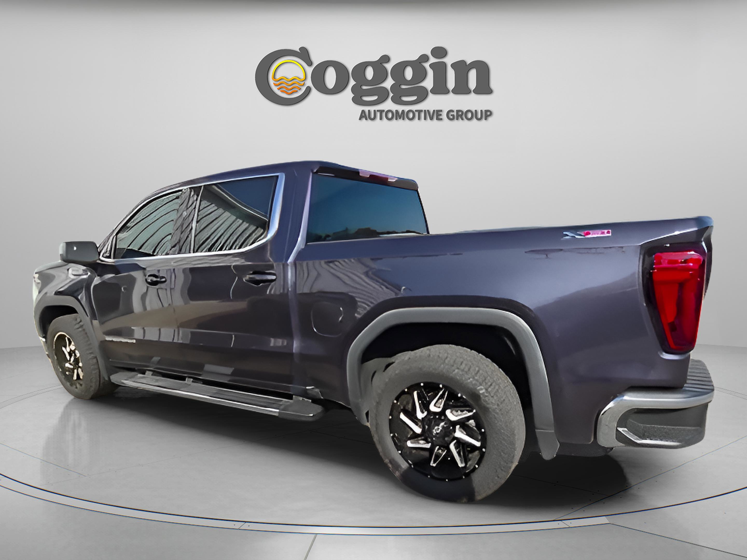 Used 2022 GMC Sierra 1500 SLE image 4