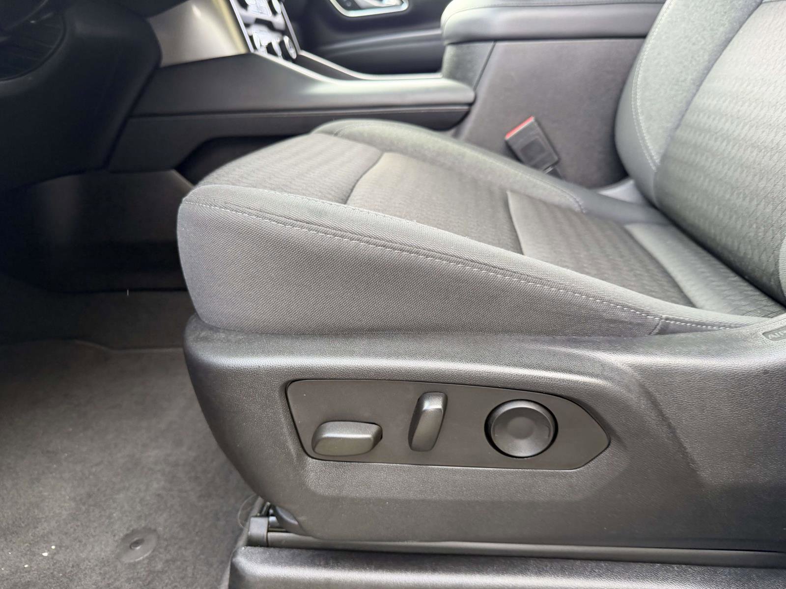 Certified 2023 Chevrolet Tahoe LS AWD/4WD image 16