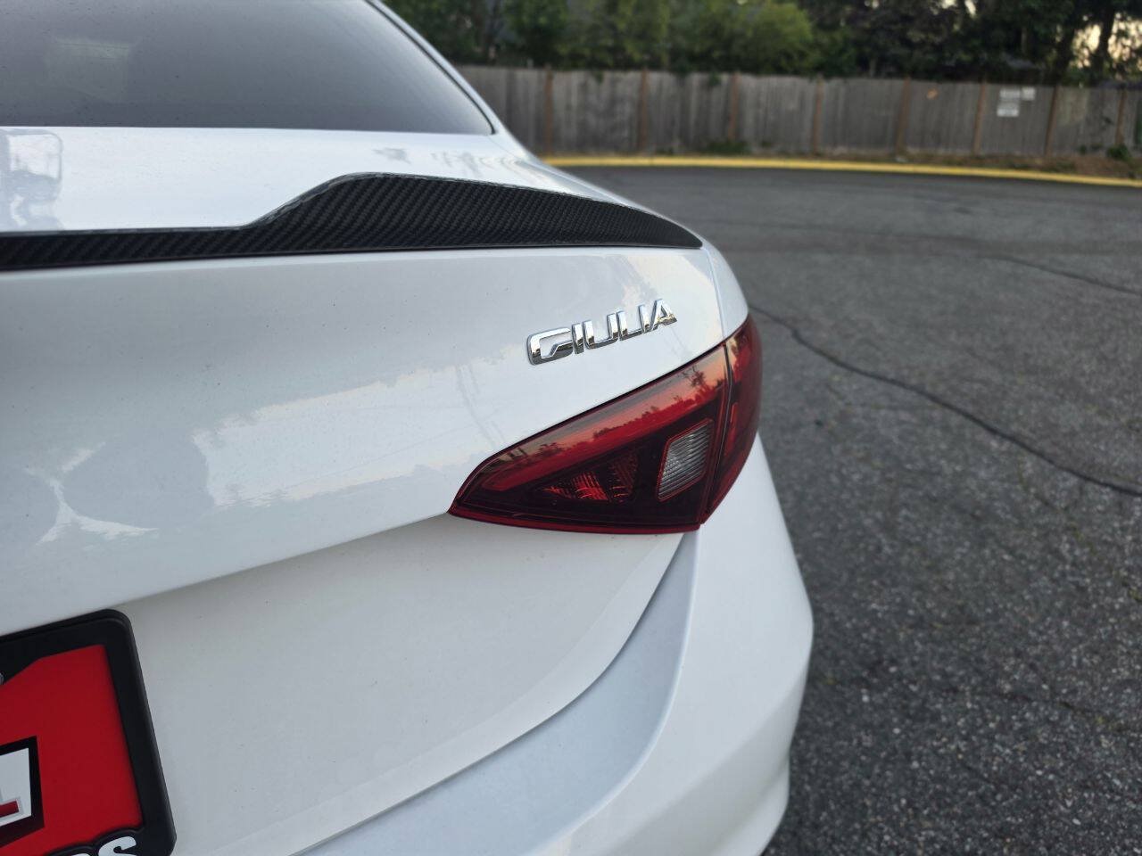 Used 2018 Alfa Romeo Giulia RWD image 17