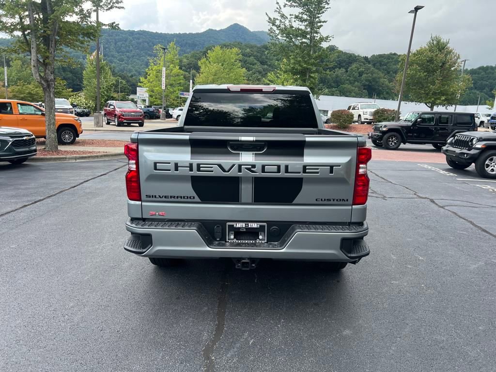 New 2026 Chevrolet Silverado 1500 Custom w/ Rally Edition image 4