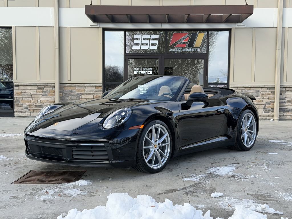 Used 2020 Porsche 911 Carrera image 2