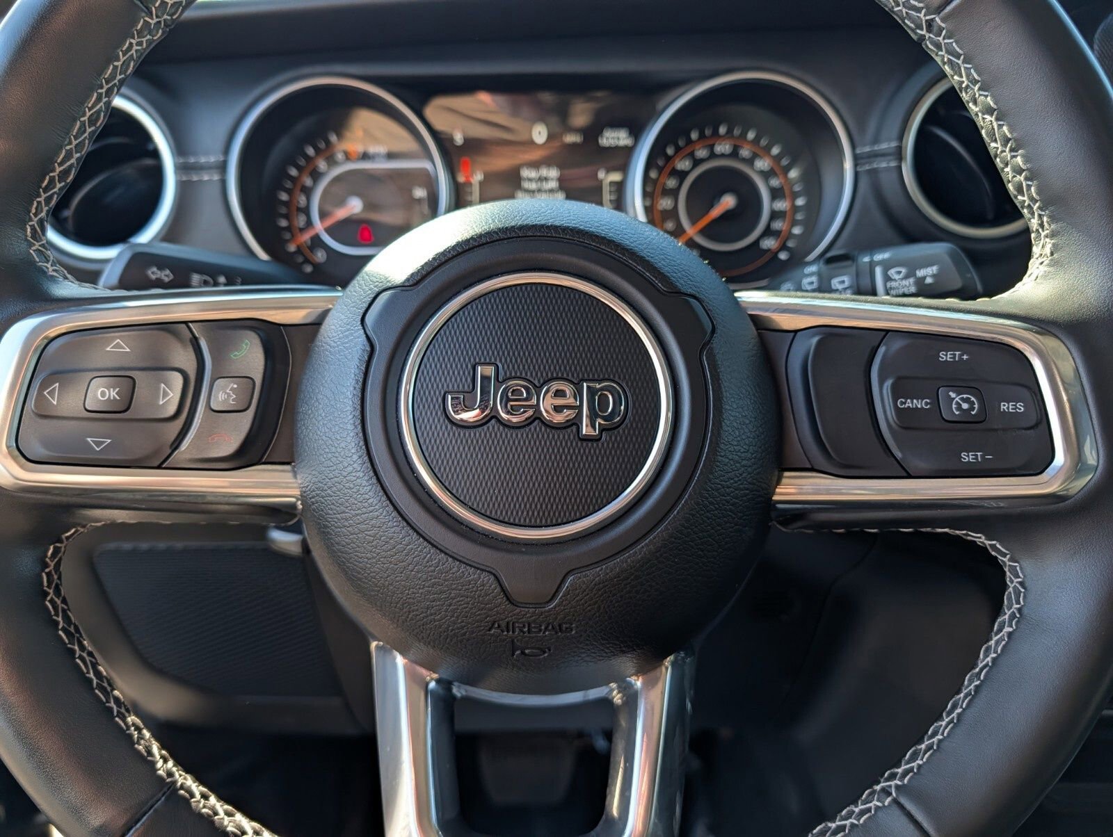 Used 2022 Jeep Wrangler Unlimited Sahara w/ LED Lighting Group image 34