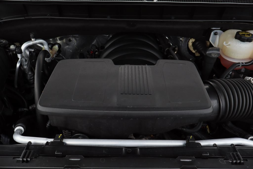 Certified 2025 Chevrolet Tahoe High Country AWD/4WD image 37