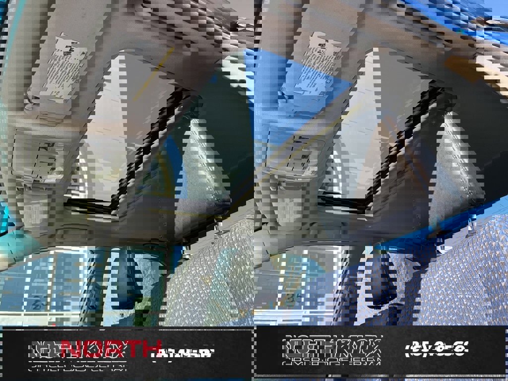 Used 2016 Toyota Camry SE image 12