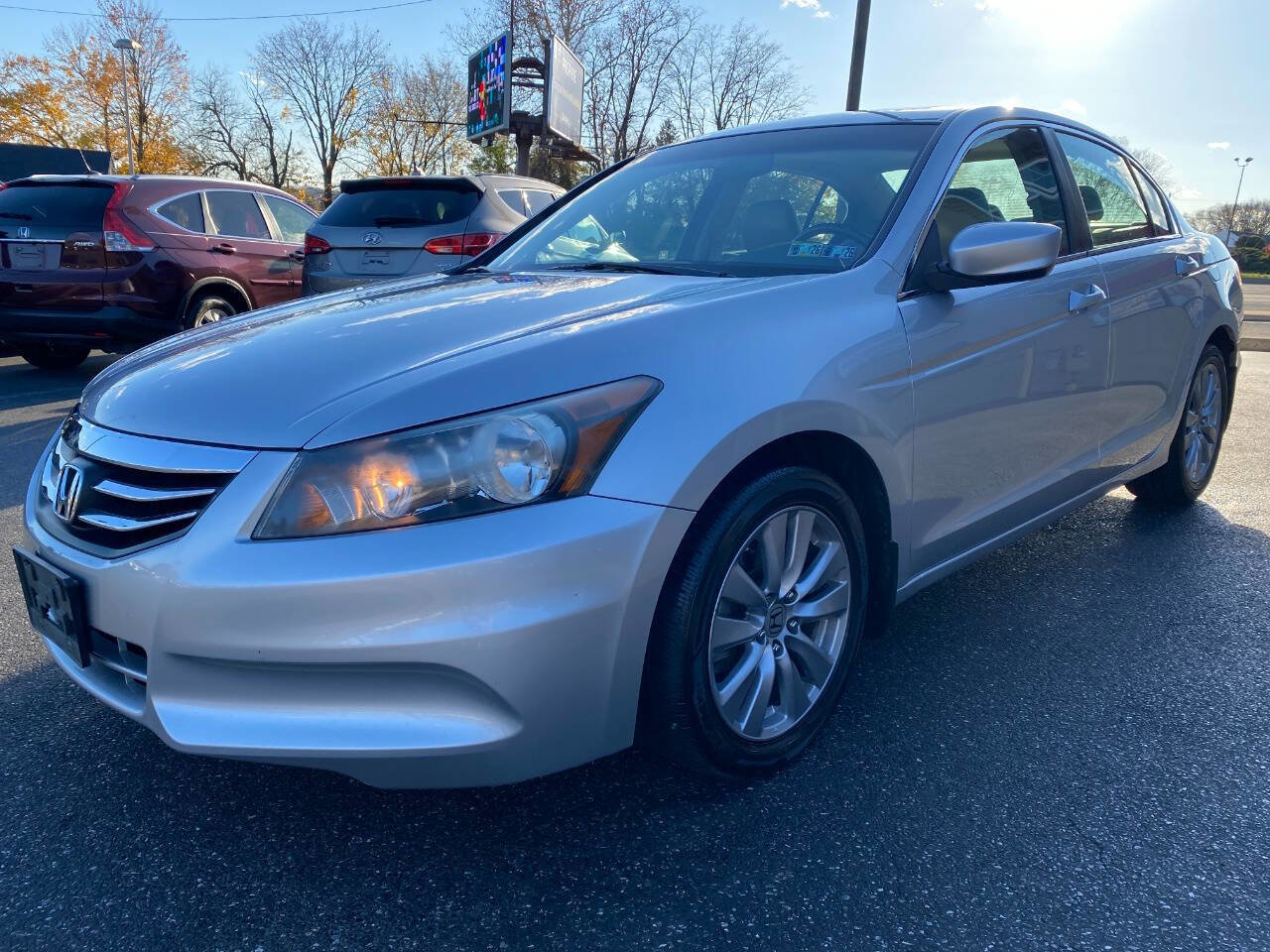 Used 2011 Honda Accord EX-L image 7