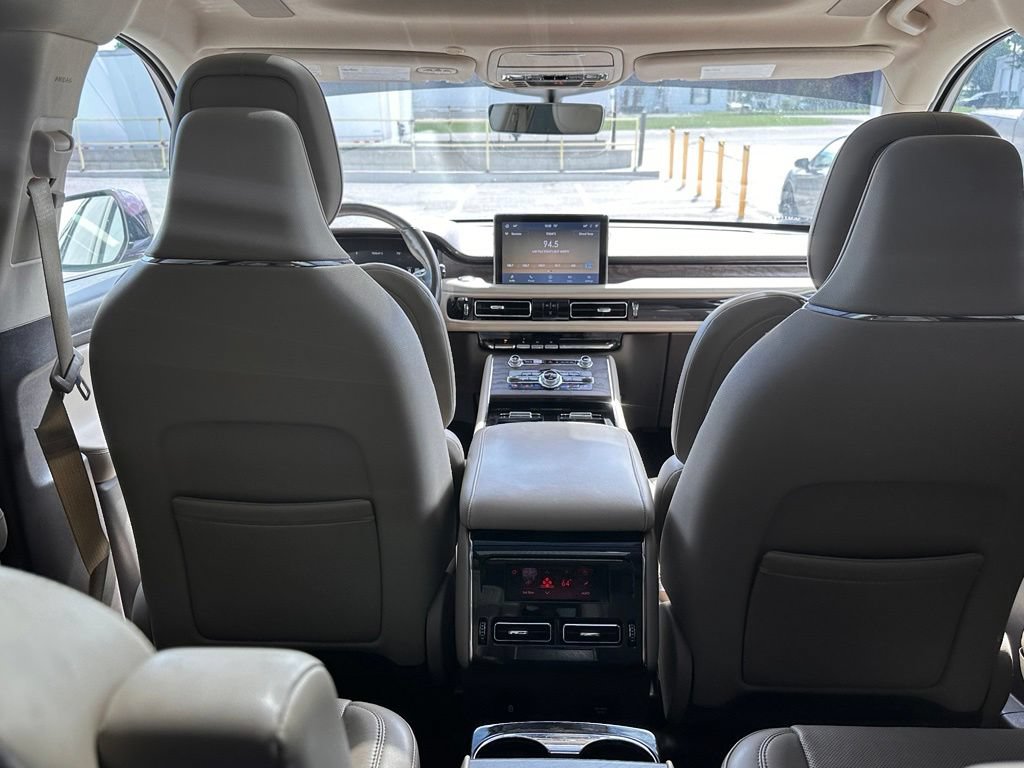Used 2020 Lincoln Aviator Reserve w/ Equipment Group 202A AWD/4WD image 41