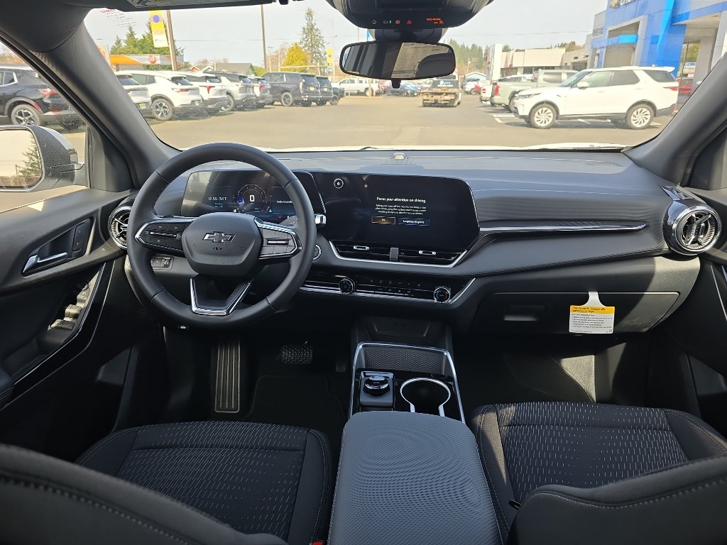 New 2026 Chevrolet Equinox LT w/ Midnight Edition AWD/4WD image 19