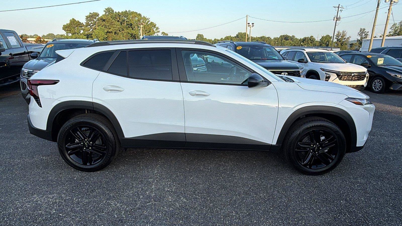 New 2026 Chevrolet Trax ACTIV w/ Driver Confidence Package FWD image 7