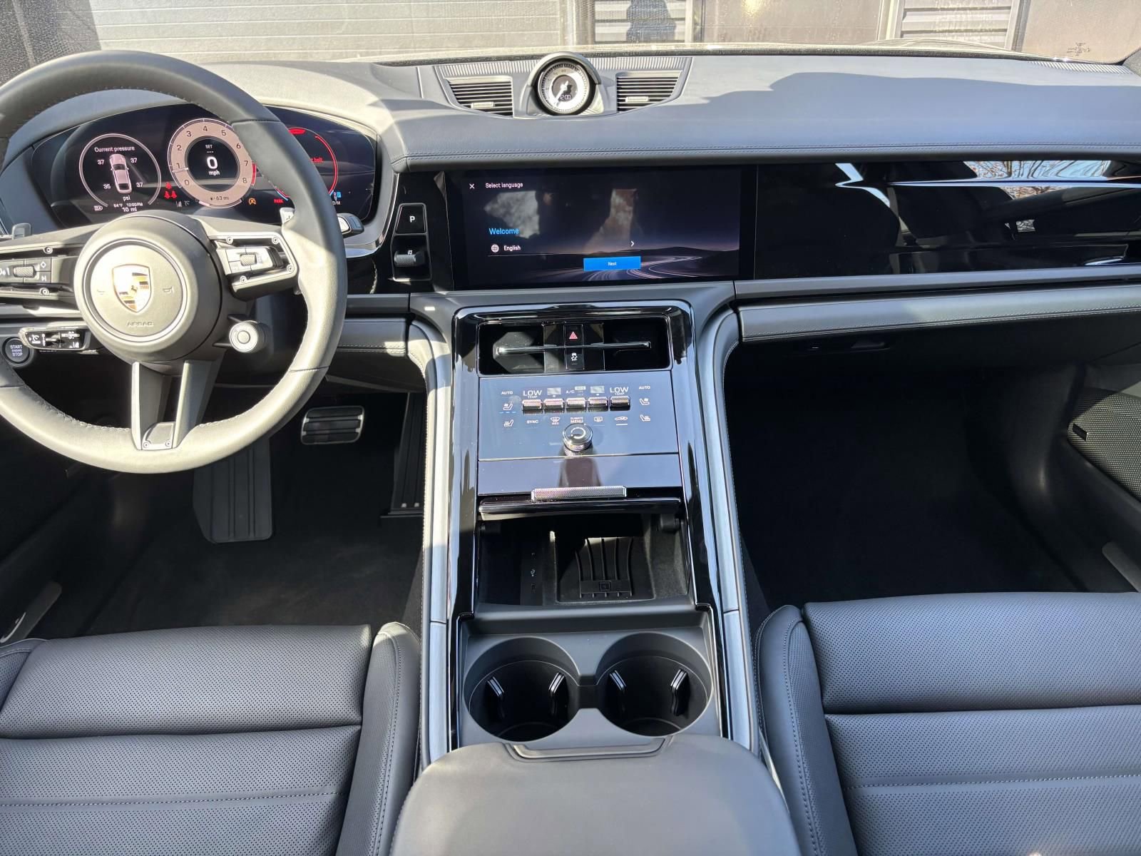 New 2026 Porsche Panamera image 18