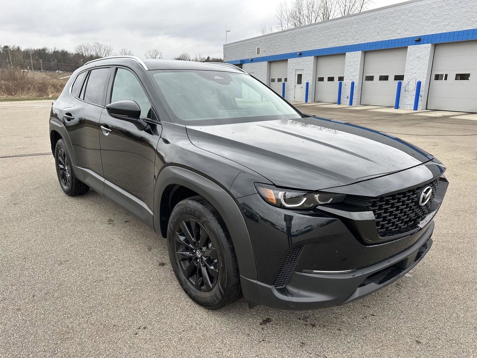 Used 2025 MAZDA CX-50 AWD 2.5 S w/ Premium Package image 11