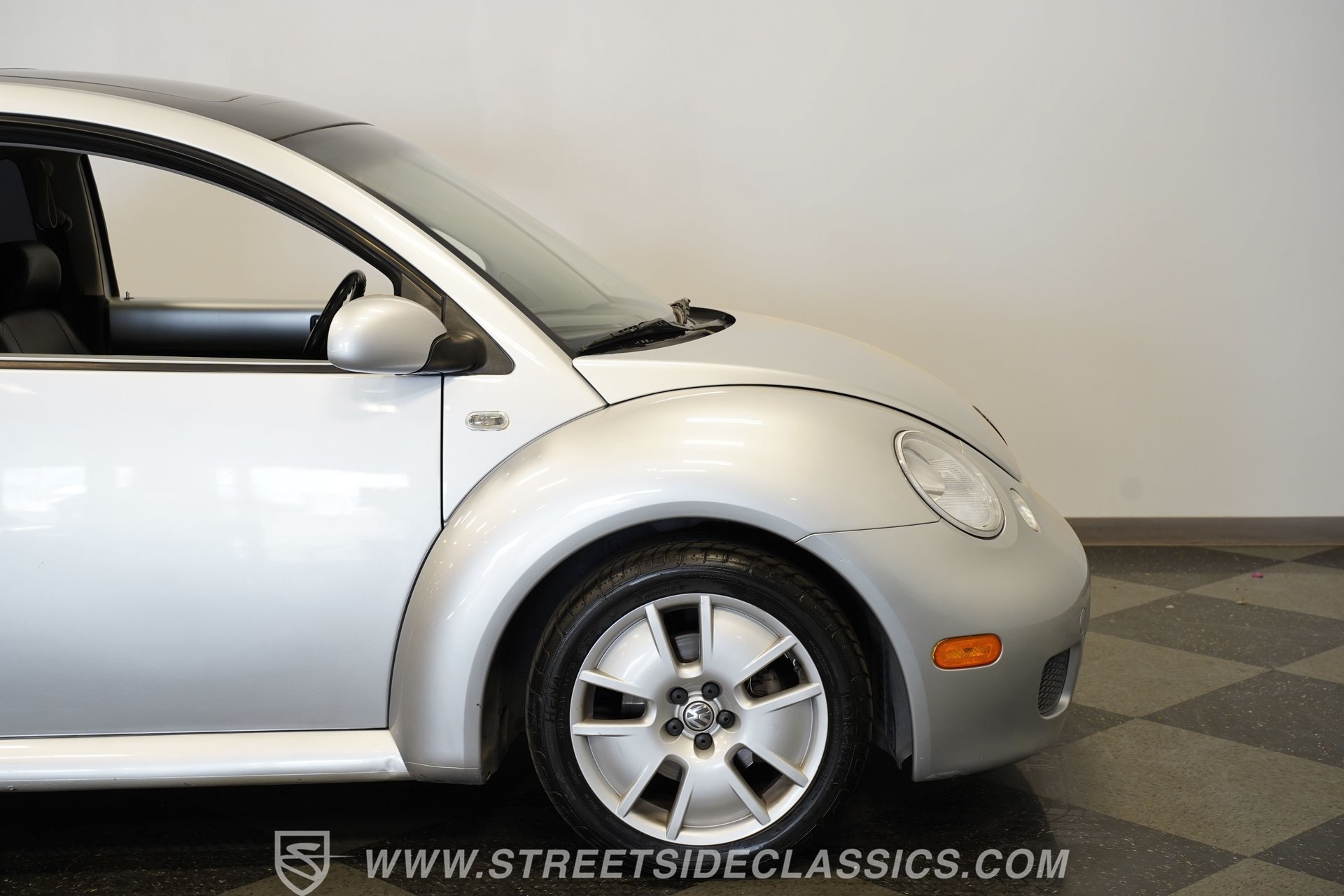 Used 2003 Volkswagen Beetle S FWD image 34