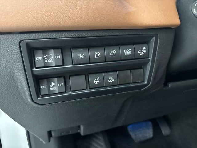 Used 2023 Toyota Tundra 1794 Edition AWD/4WD image 11