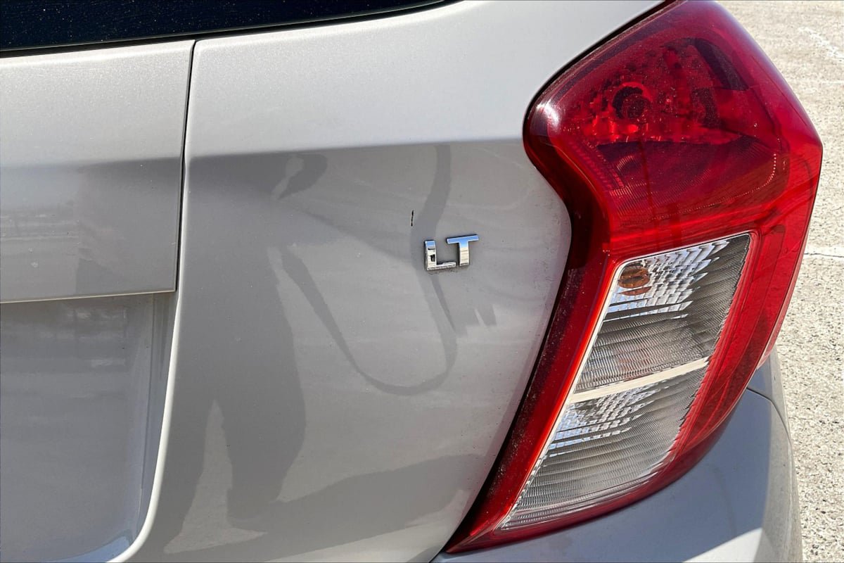 Used 2020 Chevrolet Spark LT FWD image 8