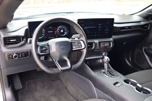 Used 2025 Ford Mustang GT image 11