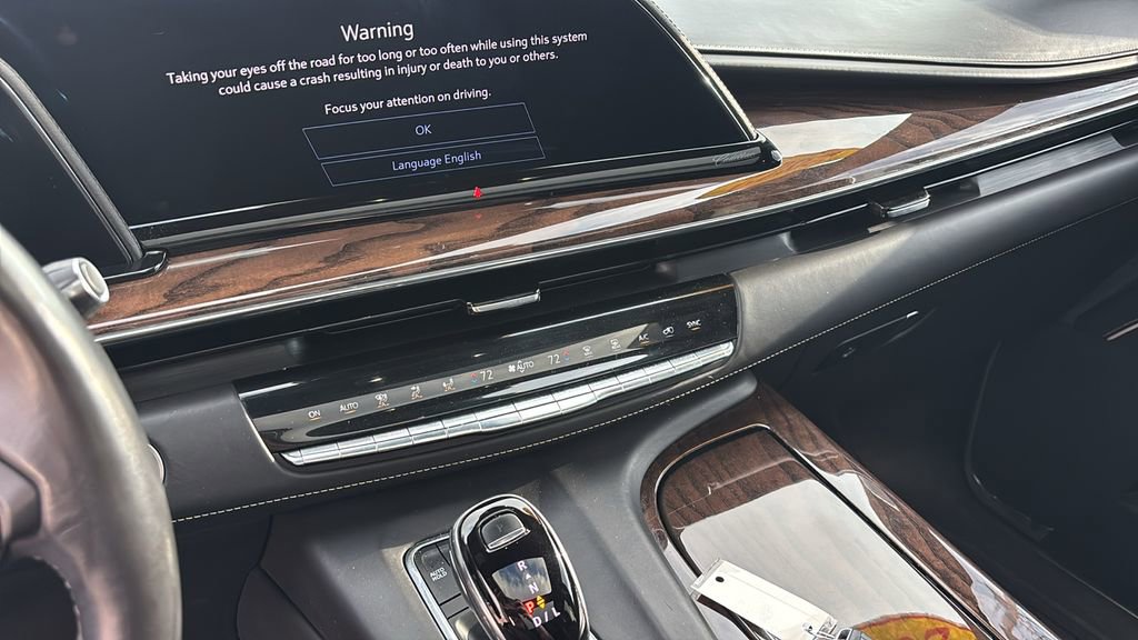 Used 2022 Cadillac Escalade ESV Sport Platinum w/ Heavy-Duty Trailer Package image 21