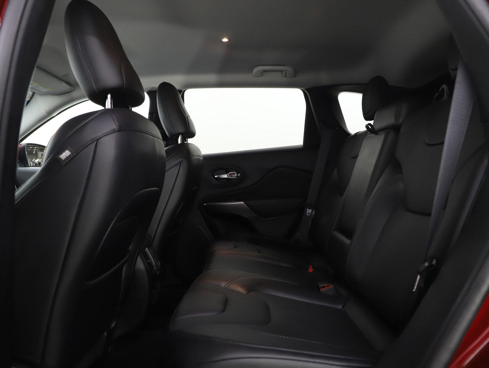 Used 2020 Jeep Cherokee Limited image 19