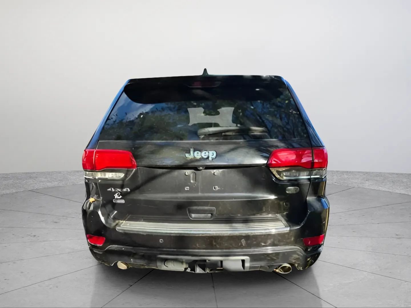 Used 2014 Jeep Grand Cherokee Overland image 3