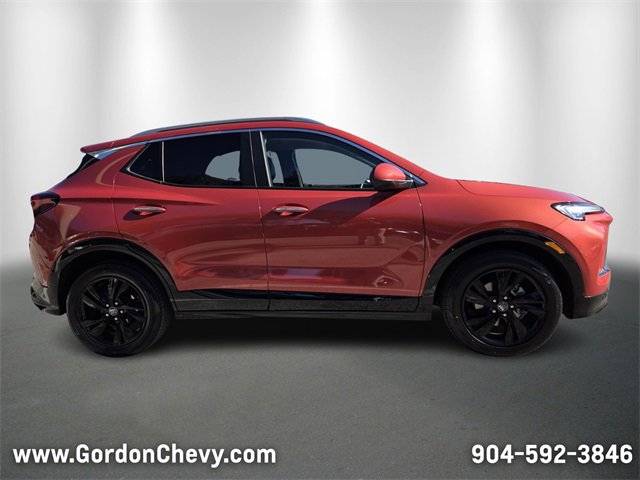 Used 2024 Buick Encore GX Sport Touring w/ Comfort Package image 7