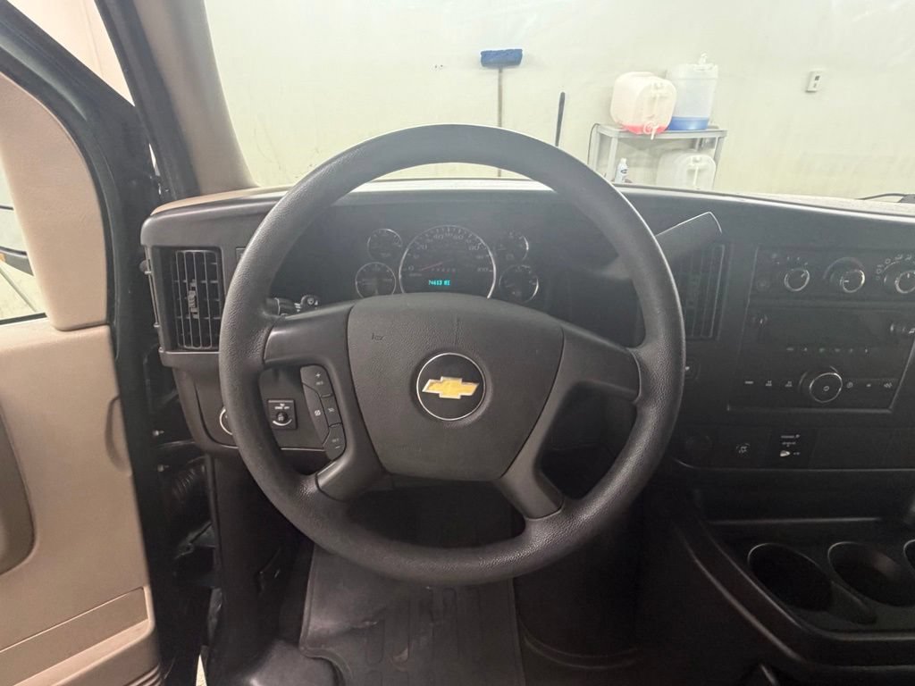 Used 2011 Chevrolet Express 3500 LS RWD image 15