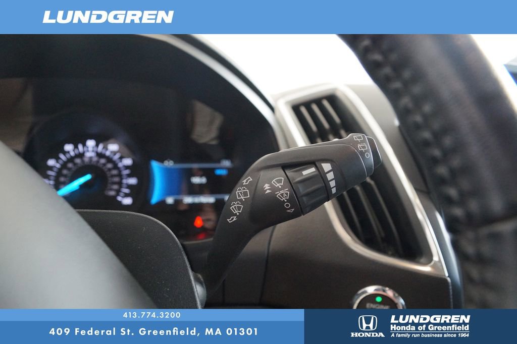 Used 2022 Ford Edge Titanium image 21