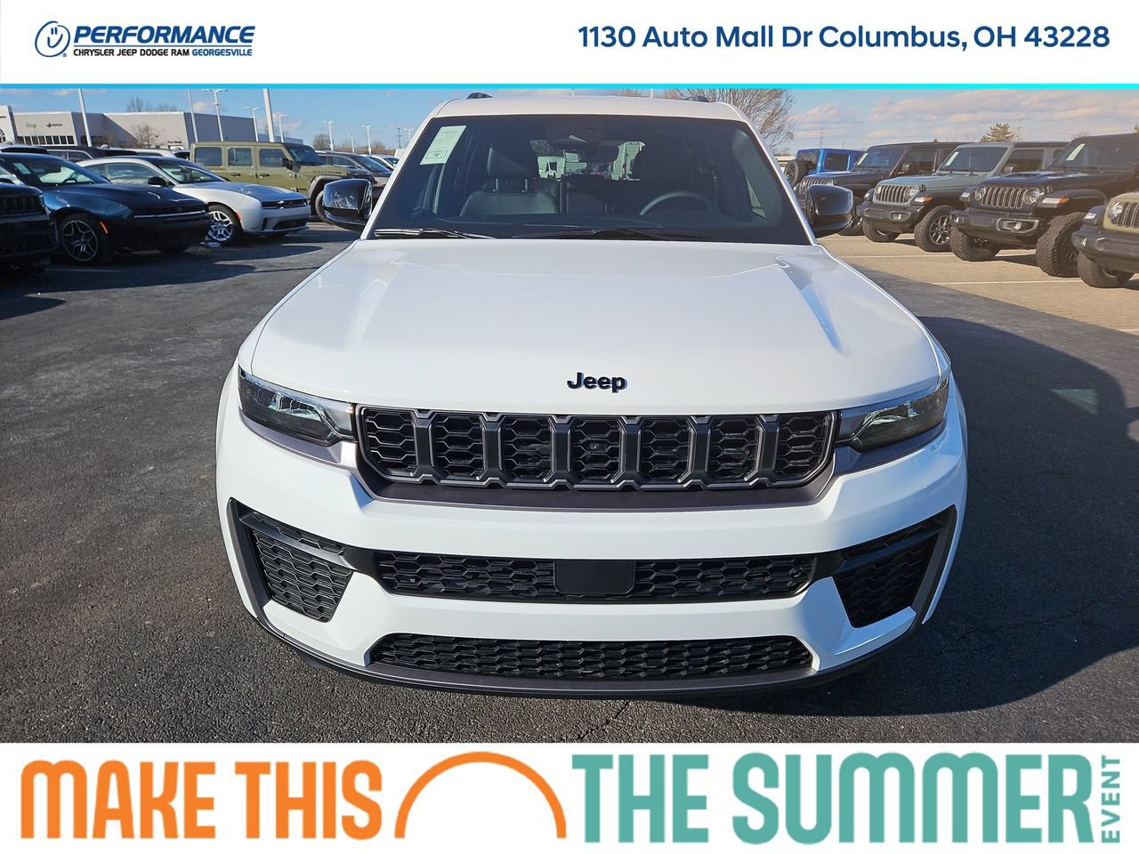 New 2026 Jeep Grand Cherokee Altitude AWD/4WD image 2