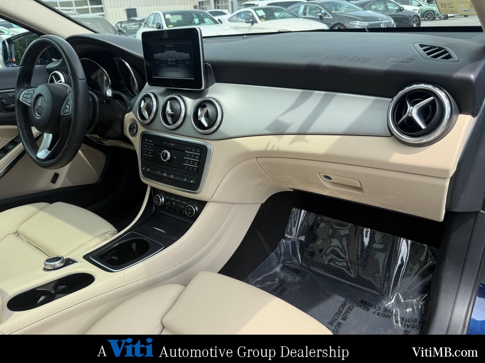 Used 2017 Mercedes-Benz GLA 250 4MATIC image 29