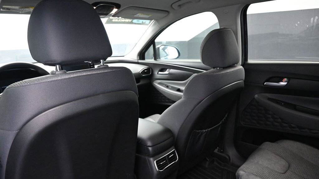Used 2022 Hyundai Santa Fe SEL FWD image 21