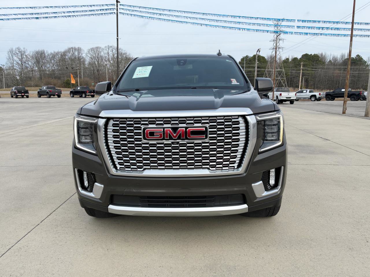 Used 2021 GMC Yukon XL Denali image 3