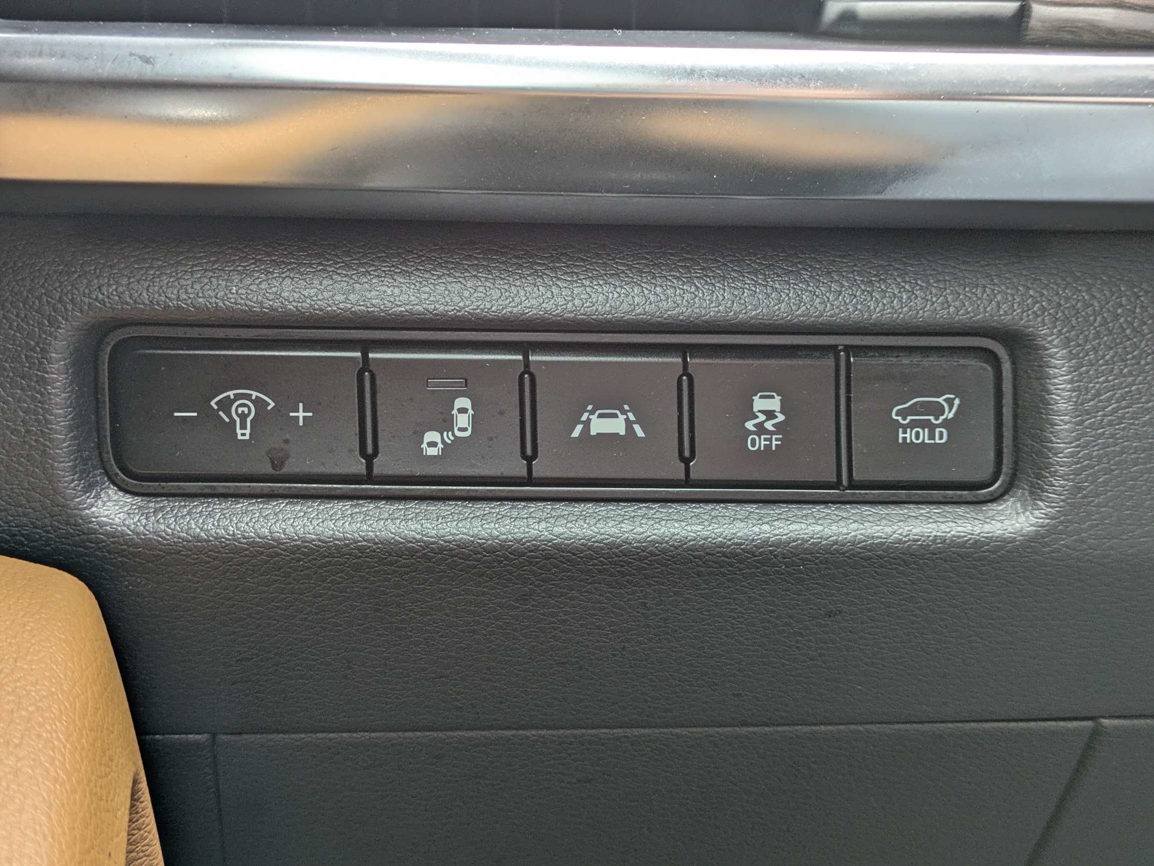Certified 2021 Kia Telluride SX w/ Towing Package FWD image 32