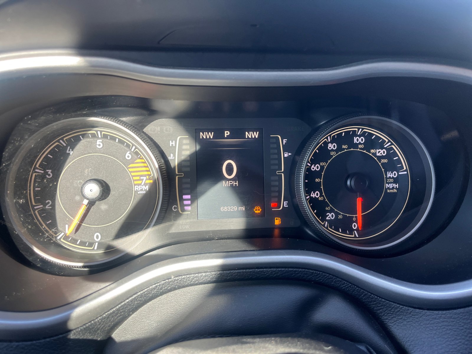 Used 2018 Jeep Cherokee Latitude Plus image 10