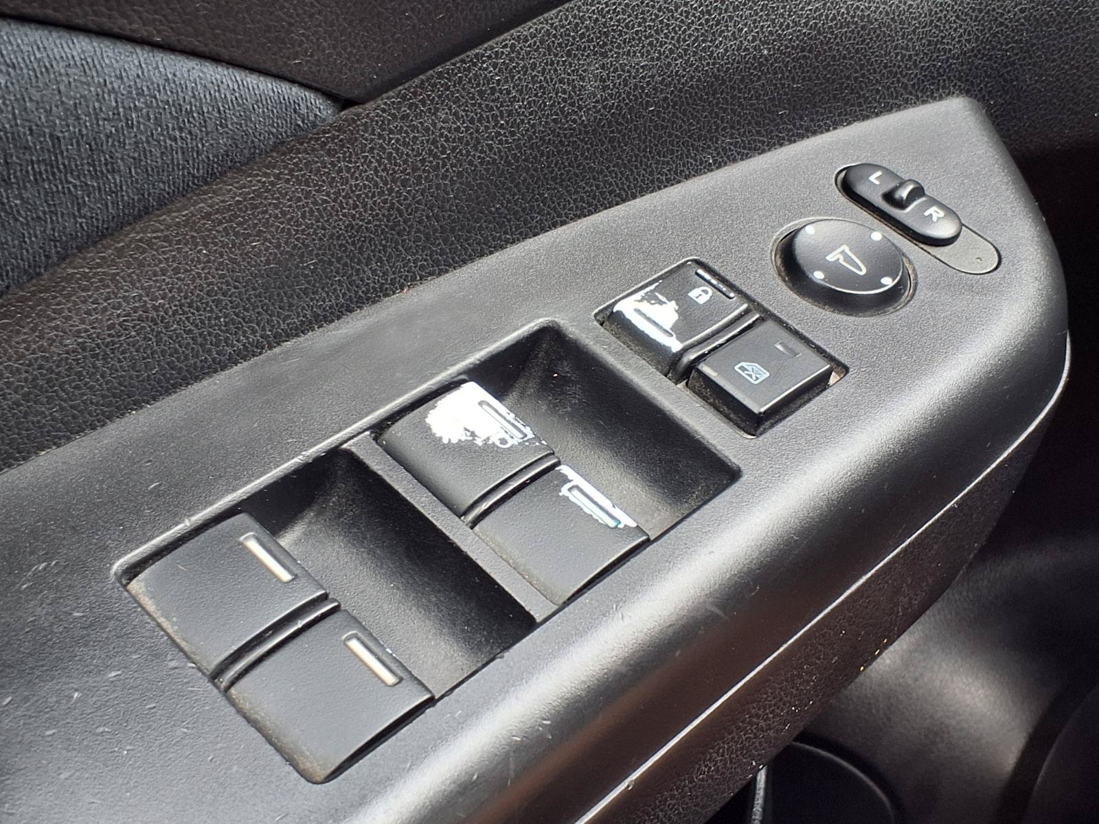 Used 2012 Honda CR-V EX image 11