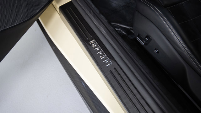 Certified 2023 Ferrari Portofino M image 31
