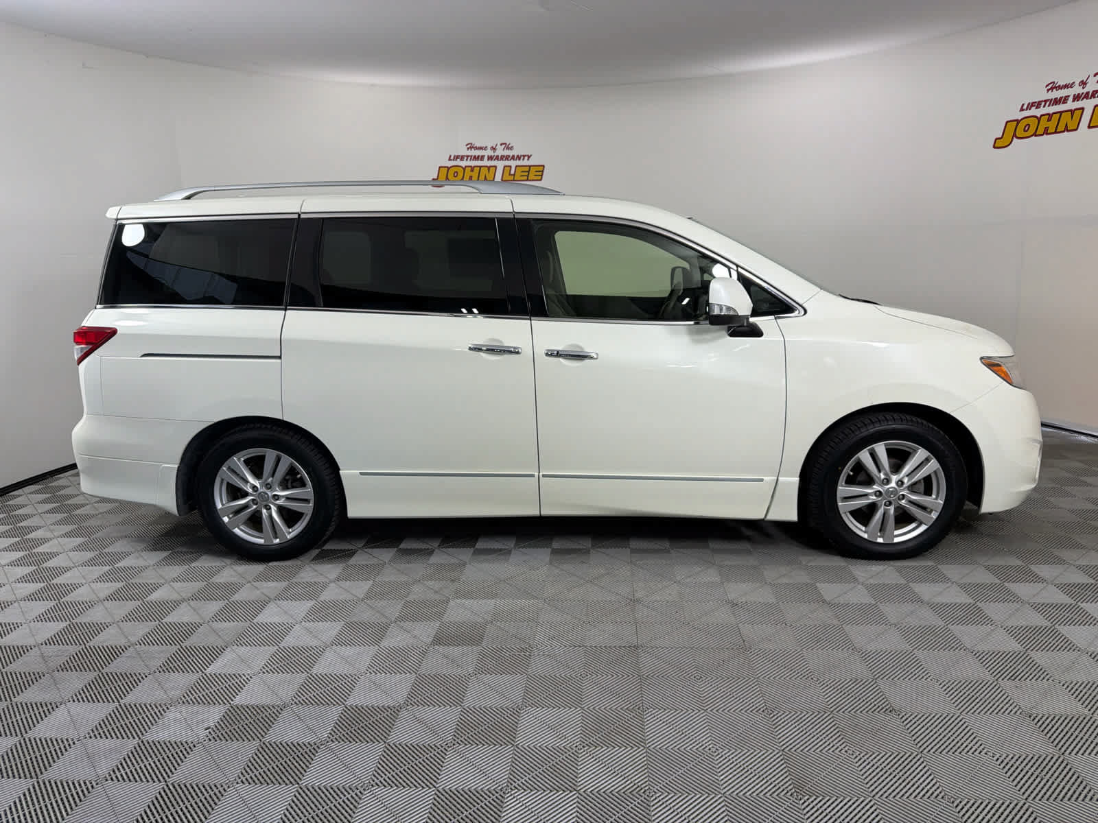 Used 2015 Nissan Quest SL FWD image 7