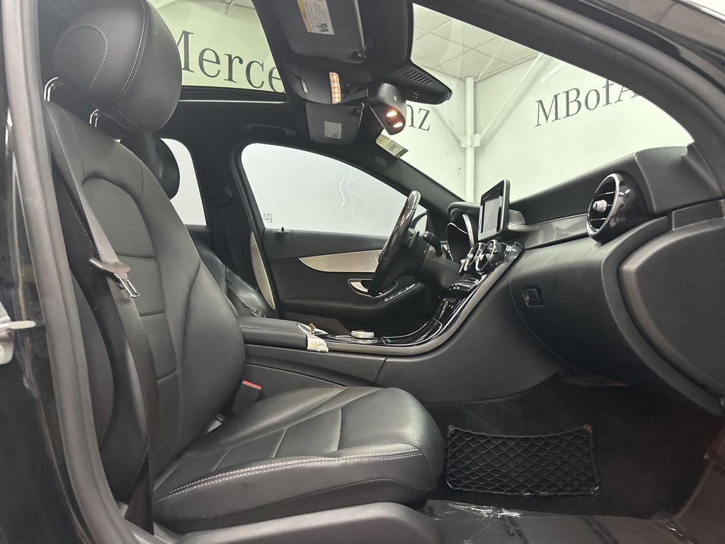 Used 2018 Mercedes-Benz C 300 Sedan image 26