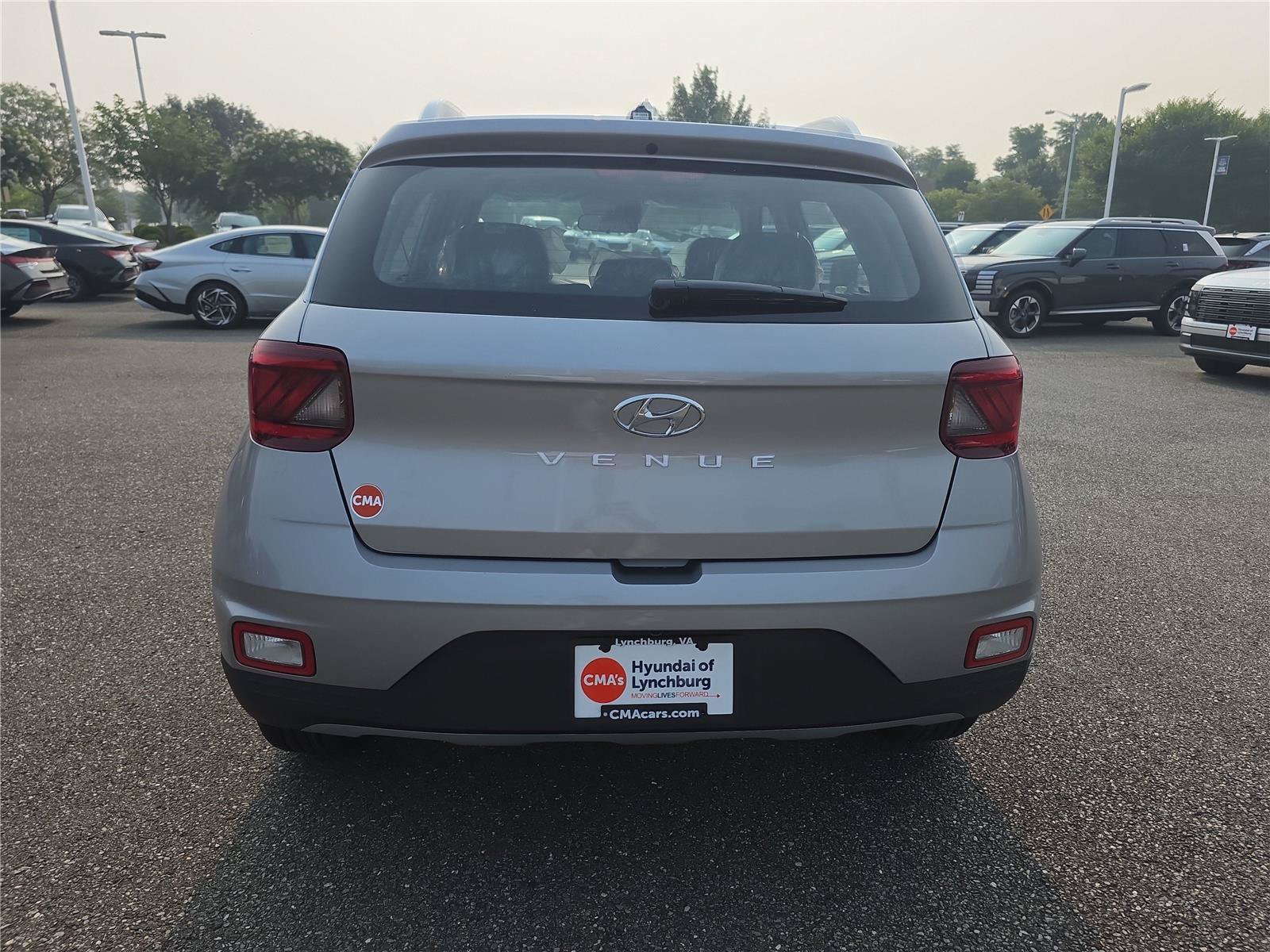 New 2026 Hyundai Venue SEL FWD image 6