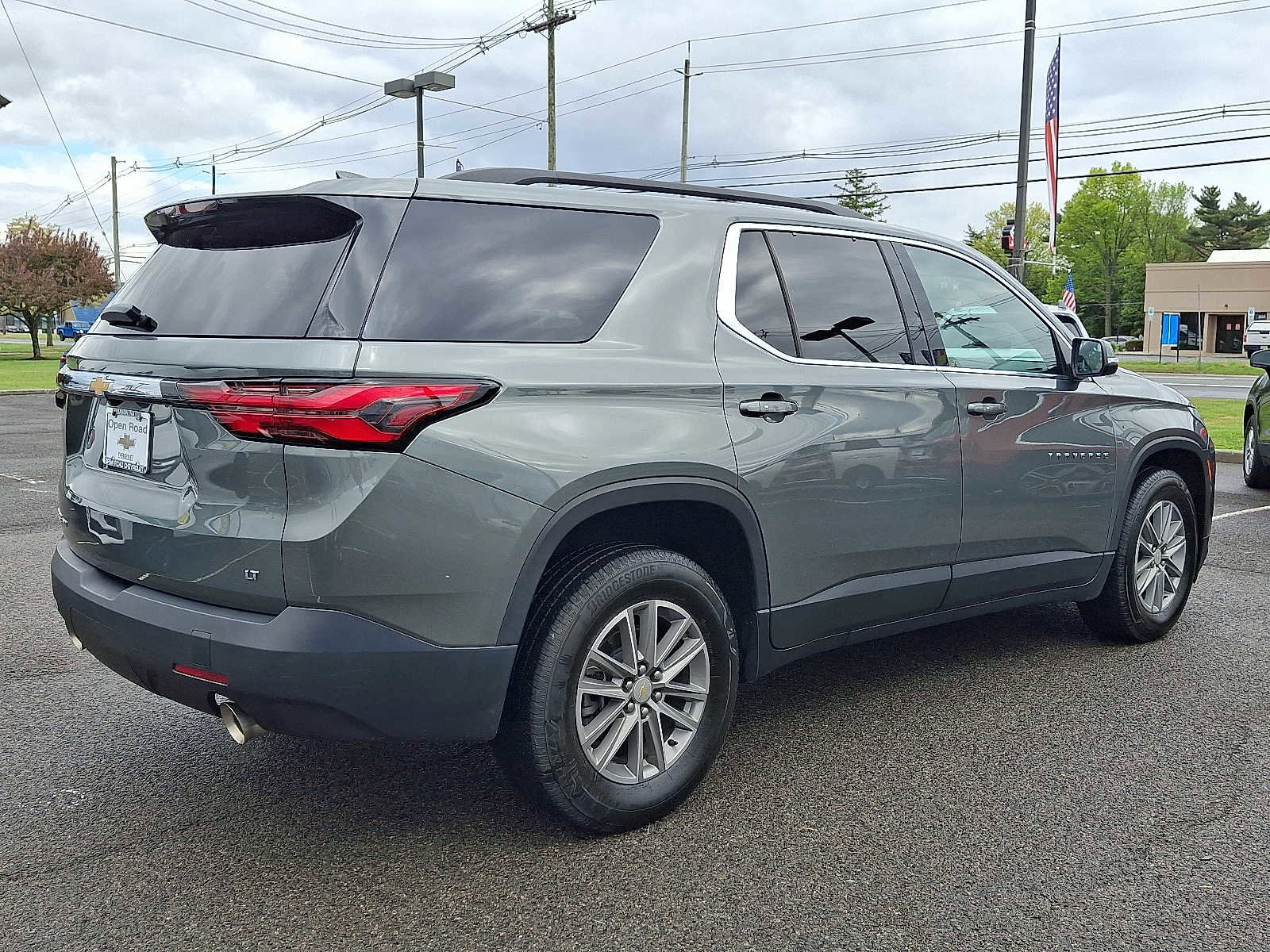Used 2023 Chevrolet Traverse LT AWD/4WD image 7