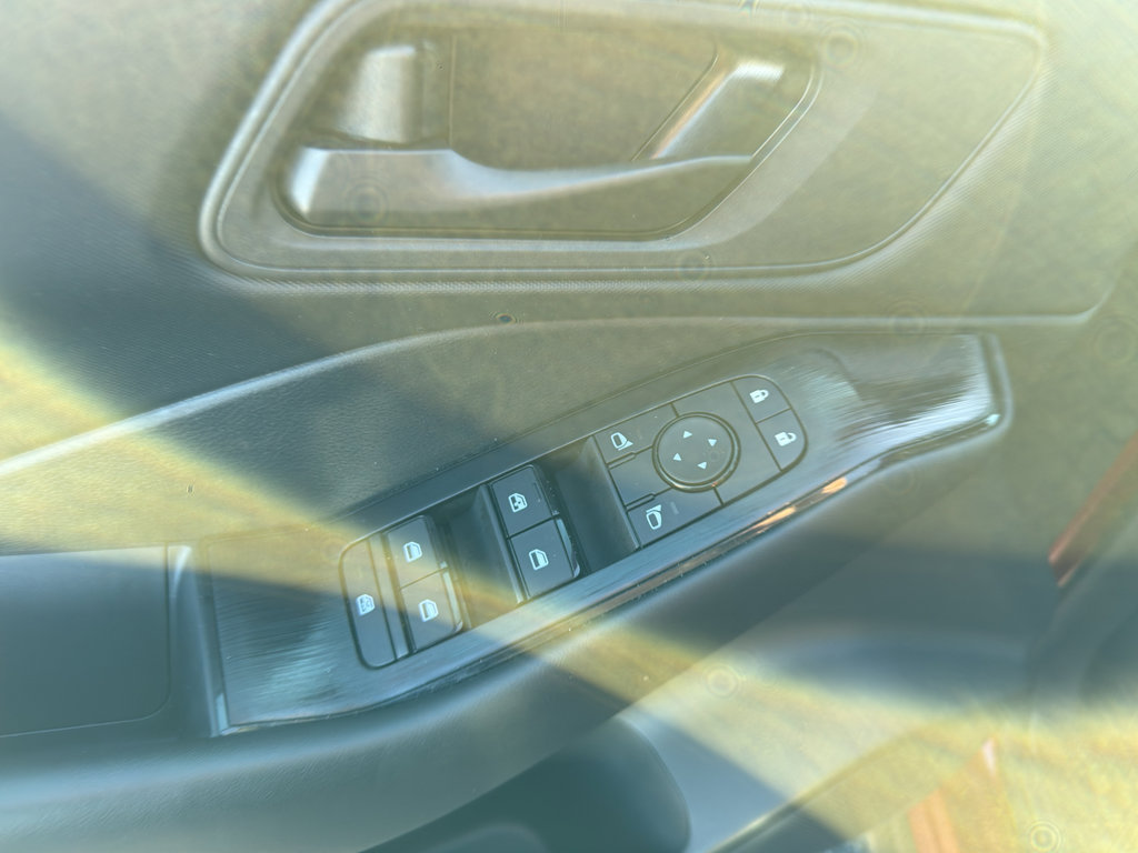 Certified 2025 Nissan Rogue S image 12