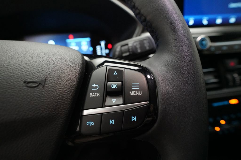 Used 2023 Ford Escape Active image 19