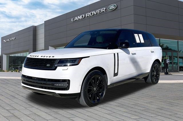 Used 2025 Land Rover Range Rover Long Wheelbase SE image 1