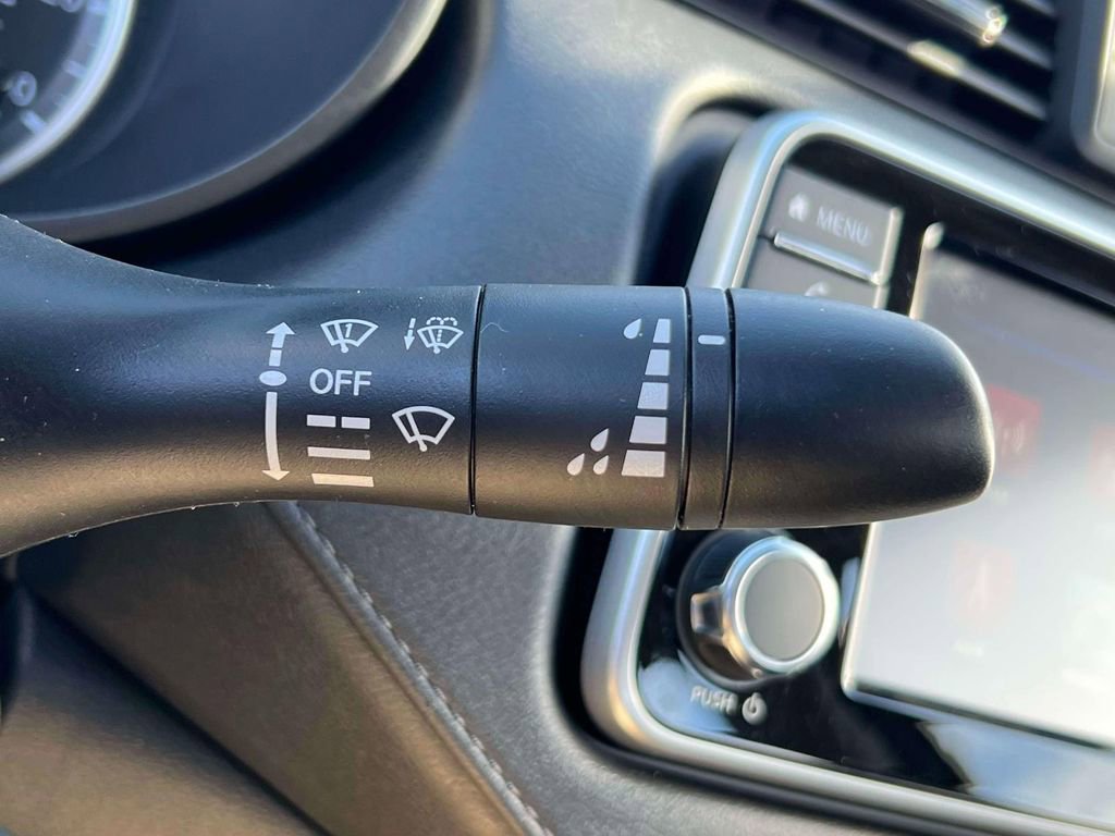 Used 2025 Nissan Versa S image 23