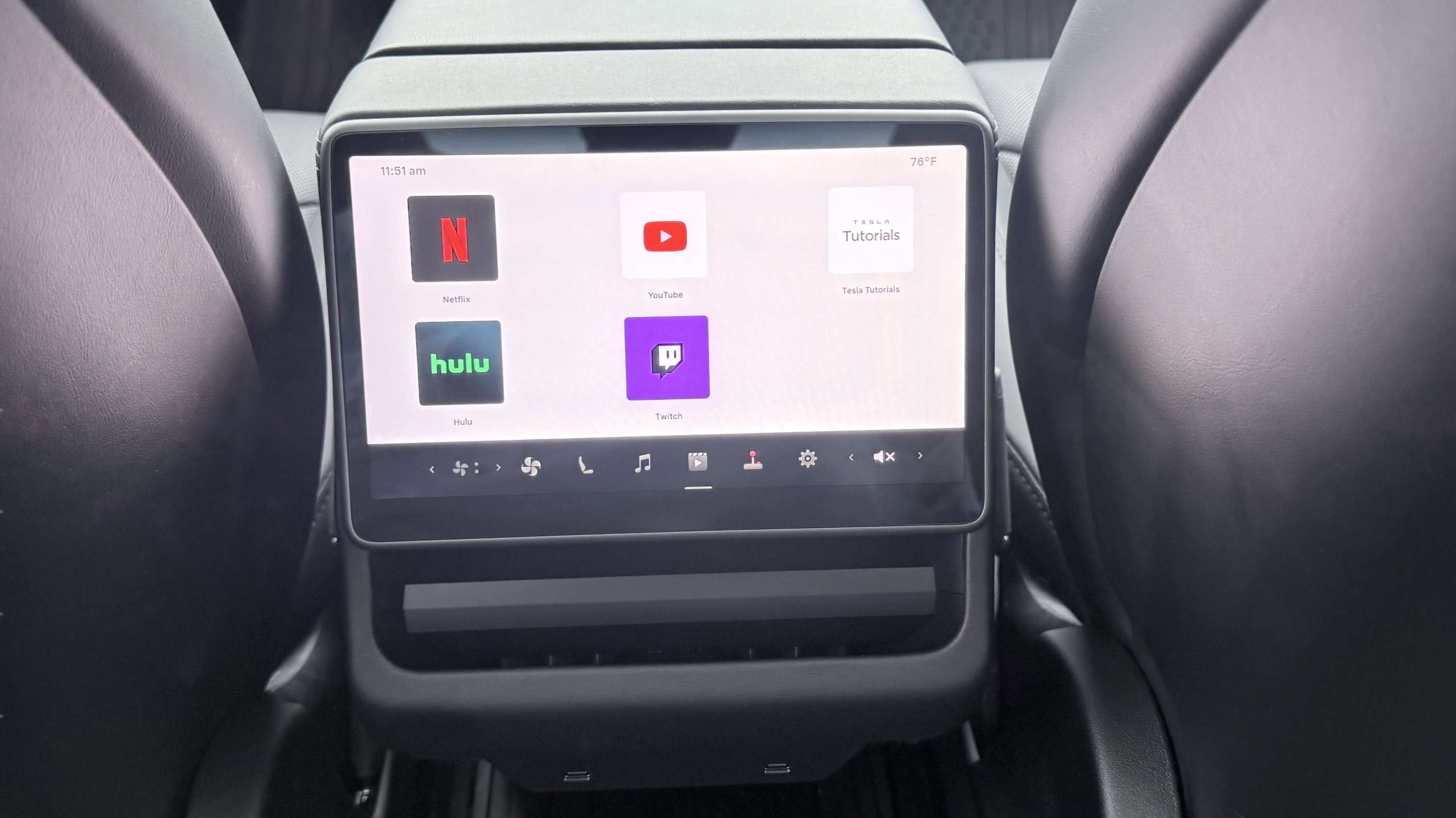 Used 2024 Tesla Model 3 Standard Range RWD image 50