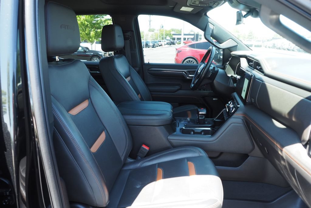 Used 2024 GMC Sierra 1500 AT4 w/ Technology Package AWD/4WD image 21