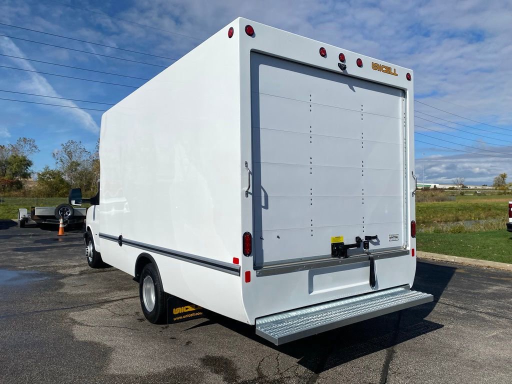 New 2025 Chevrolet Express 3500 w/ Power Convenience Package image 4