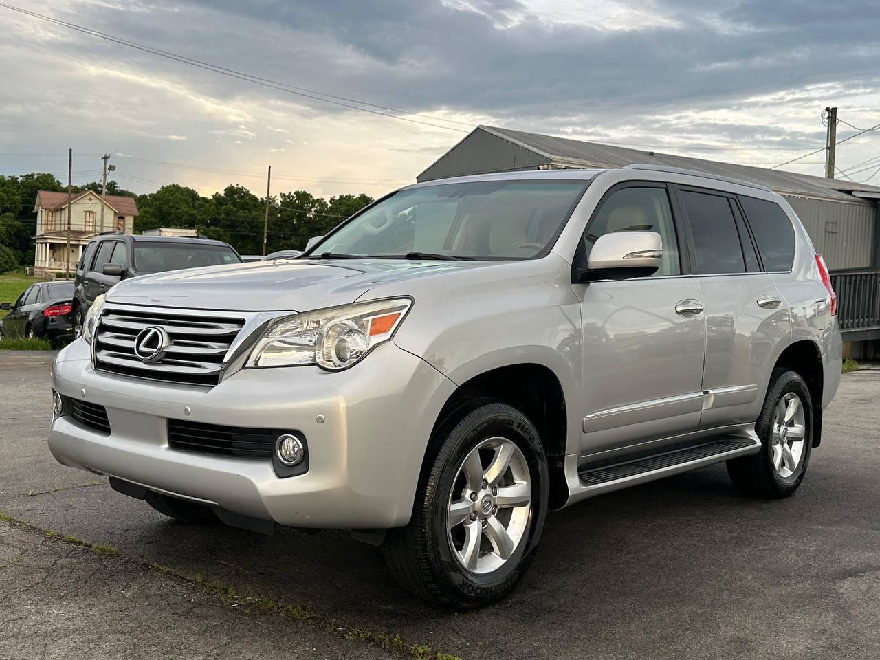 Used 2012 Lexus GX 460 w/ Comfort Plus Pkg AWD/4WD image 6